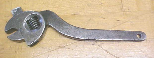 S-Handle Adjustable Wrench British Strong Jaw 8 Inch