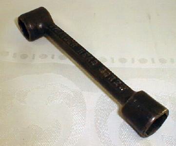 Double Ended Wrench Cylinder Head Screw