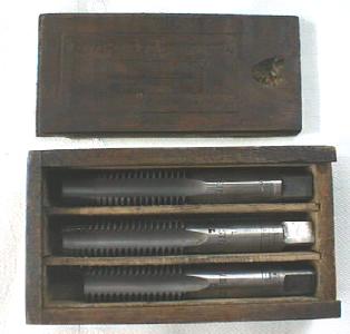 S. W. CARD Taps Boxed Tap Set 7/8