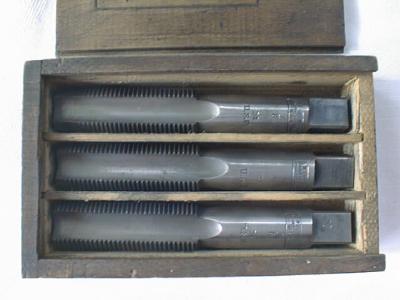 S. W. CARD Taps Boxed Tap Set 7/8