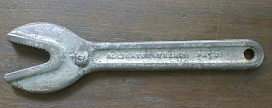 Roebling's No. 2 Alligator Wrench 9 inch