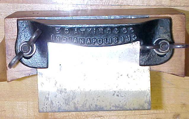 E. C. Atkins Ram's Horn Scraper