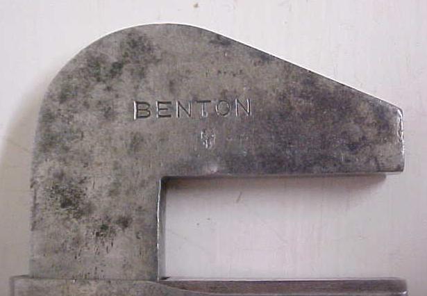 Benton Adjustable Threaded Handle Wrench