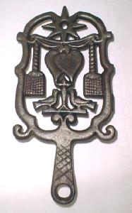 Wilton Iron Trivet Unusual Folk Art Design