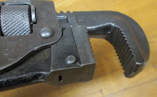 Trimont Pipe Wrench Trimo 10 inch