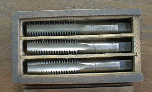 S. W. CARD Taps Boxed Tap Set 5/8