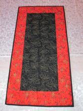 Table Runner Table Topper Decoration Red/Black Poinsettia Quilted