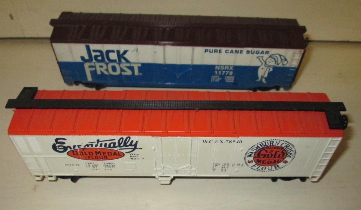 Train Cars HO Scale Jack Frost & Gold Metal (2) Box Cars