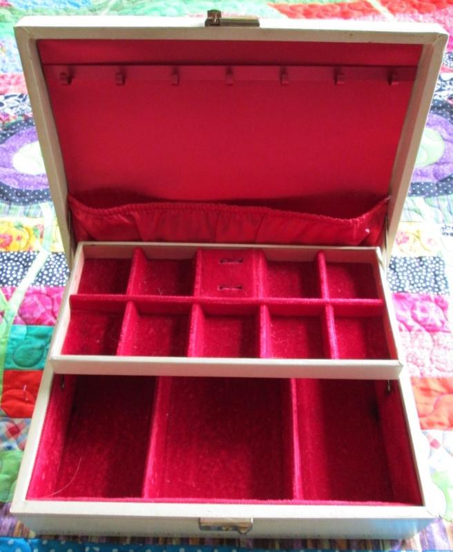 Mele Jewelry Box Leatherette Wooden