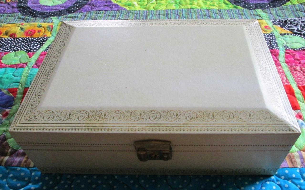 Mele Jewelry Box Leatherette Wooden