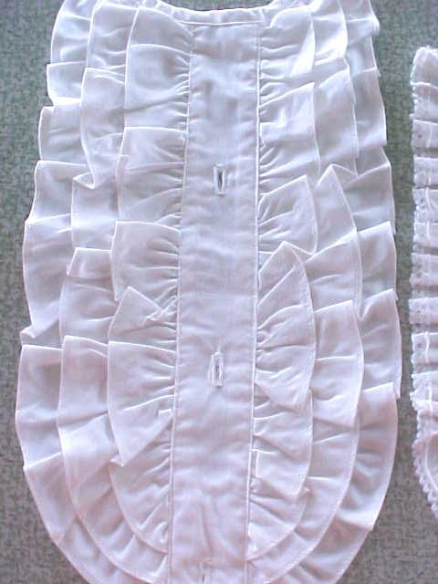 Vintage Ladies Jabots Lace 3 PC