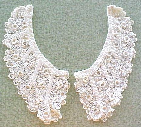 Ladies Lace Collar Raised Floral