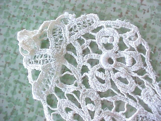 Vintage Lace Collar Ladies Floral