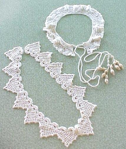Antique Tatted Lace Heart Collars Ladies 2PC