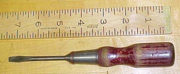 Bonney No. 4 Hurwood Insulated Screwdriver 7-1/2 Inch