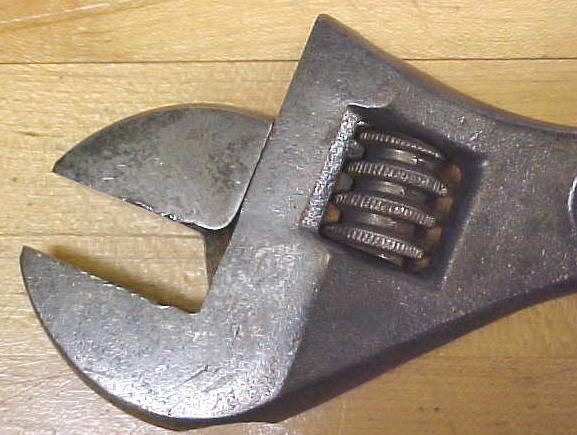 Utica Tools 91-10 Adjustable Wrench