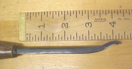 New London Bent Front Gouge Carving Chisel 5/8 inch