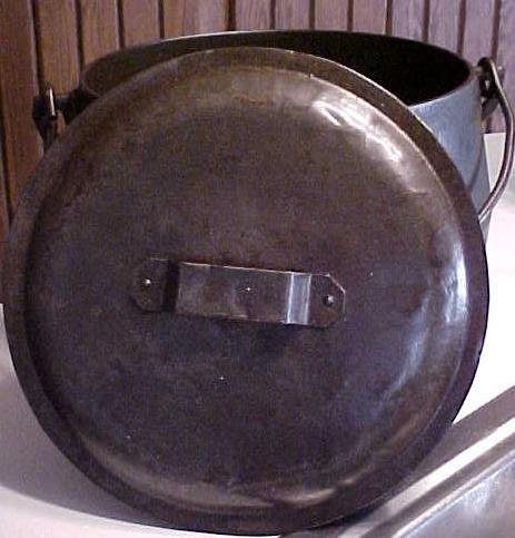 Marietta O. Co. Iron Bulge Cooking Pot & Lid