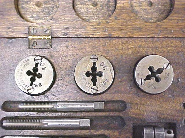 Wiley & Russell Tap & Die Stock Set w/Case Small Sizes!