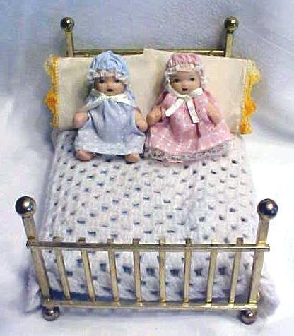 Doll House Brass Bed Four Poster + Bedding & Dolls