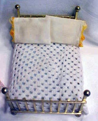 Doll House Brass Bed Four Poster + Bedding & Dolls