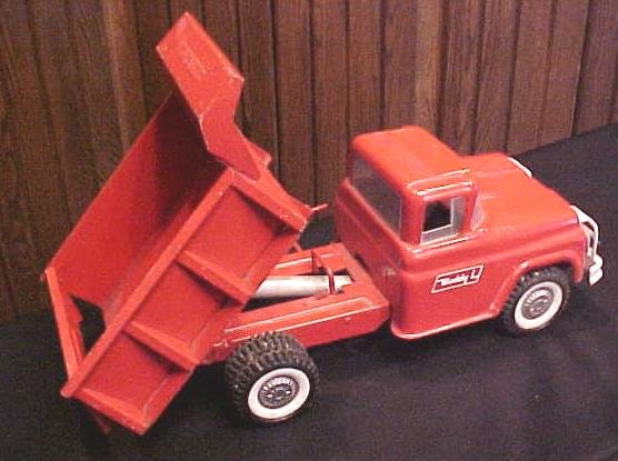 Buddy L 1960's Dump Truck Hydraulic Bed Lift