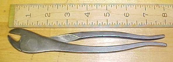 Diamond Battery Pliers Vintage 8 inch
