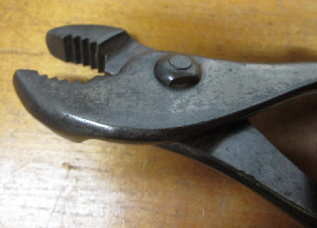 Hawkeye Wrench Co. Slip Joint Pliers Antique 6 inch