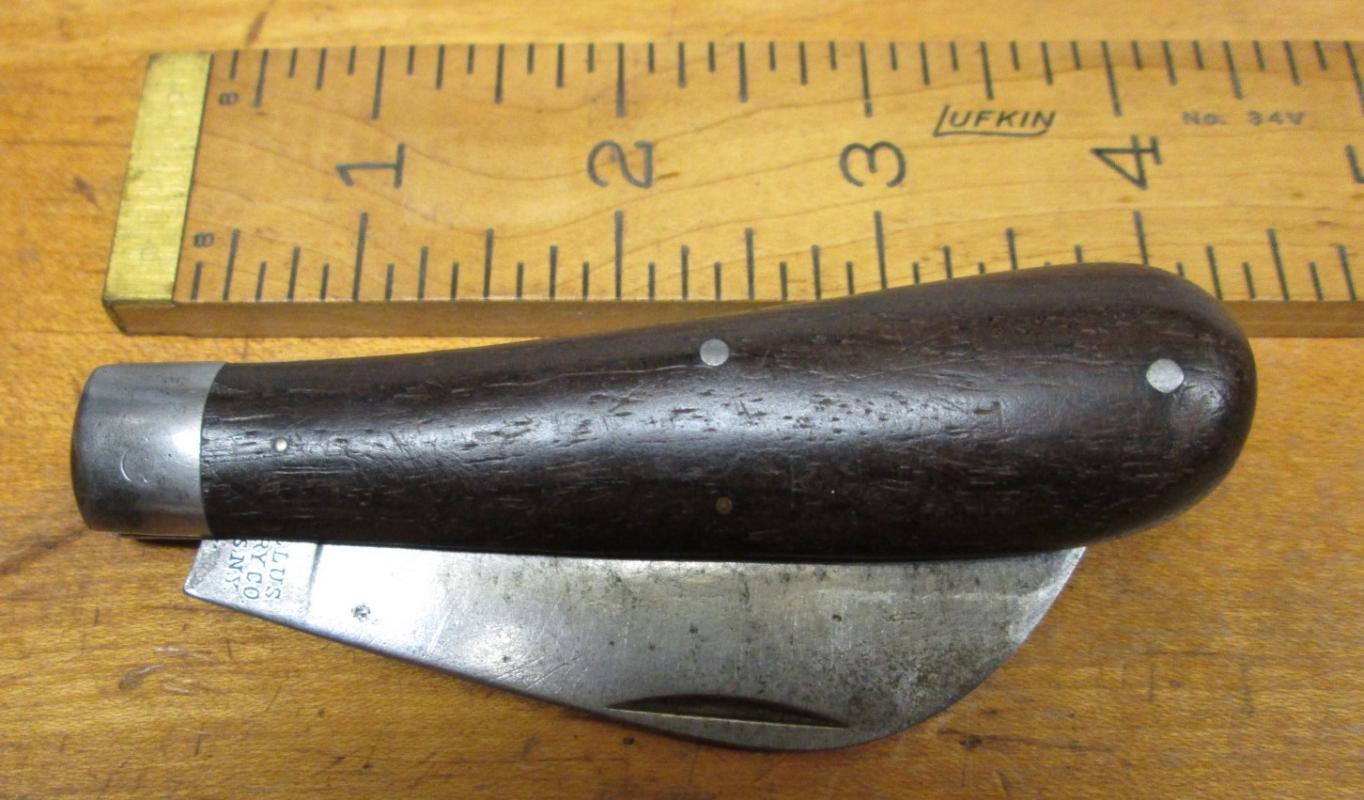 Camillus Hawk Bill Pocket Knife Walnut Handle