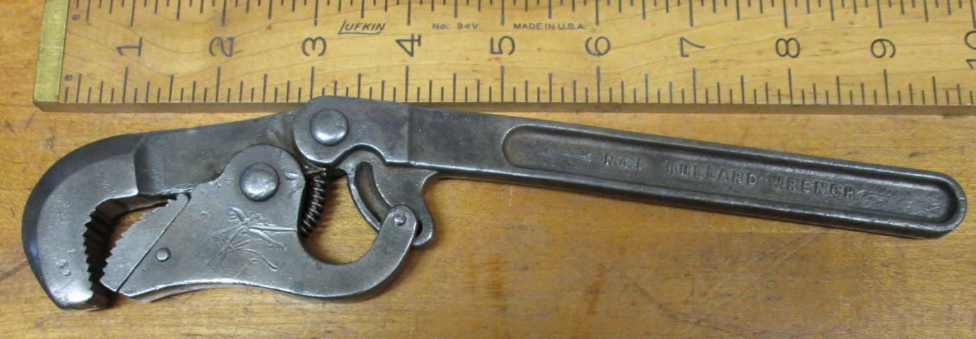 Bullard Automatic Pipe Wrench No. 1