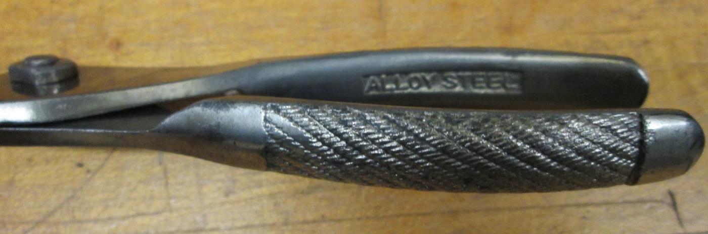 Wilde Pliers Bent Front Jaws 7 inch