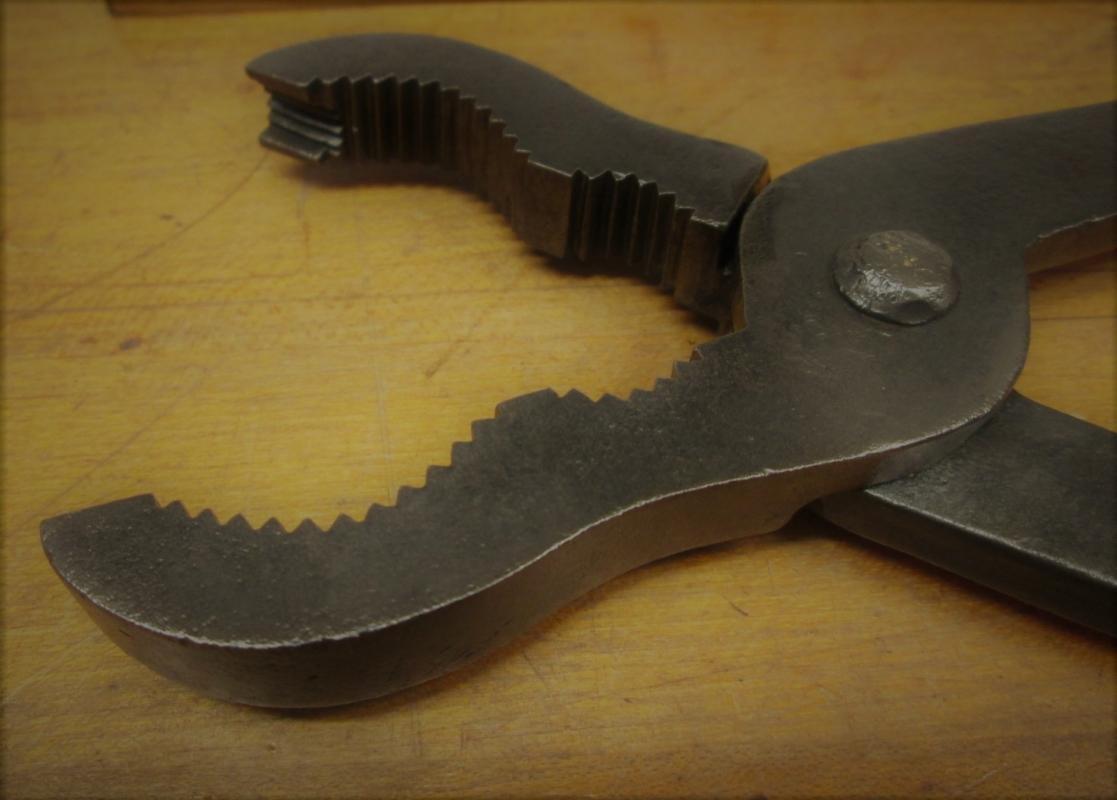 Osborne Gas Fittings Pliers 12 inch long
