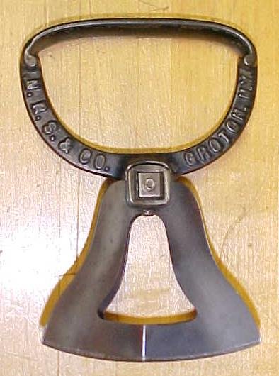 N.R.S. & CO. Food Chopper Iron Bell Shape Blades