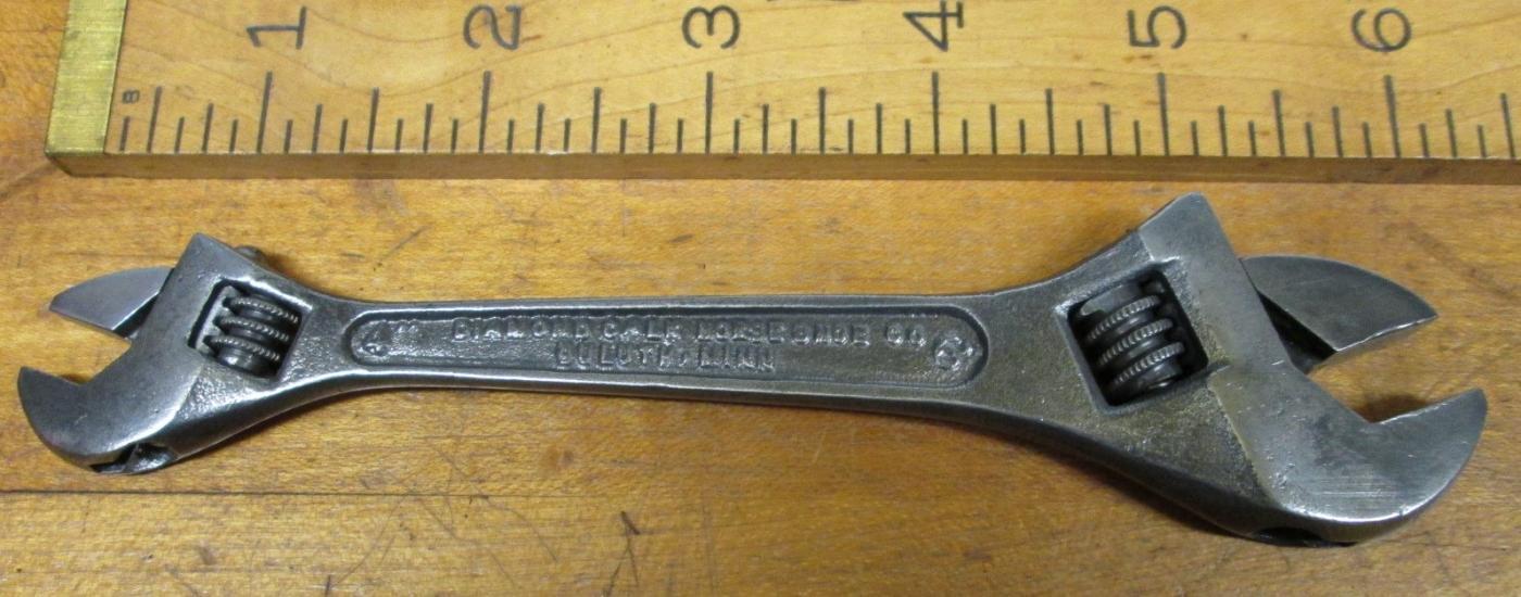 Diamond Calk Horseshoe Double Ended Adjustable Wrench