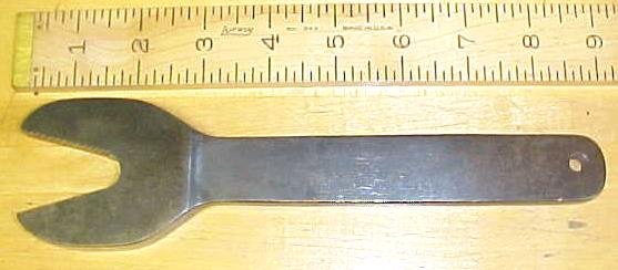 Antique Alligator Wrench 8 inch