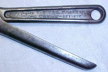 Universal Wrench Co. Lever Speed Adjustable Wrench