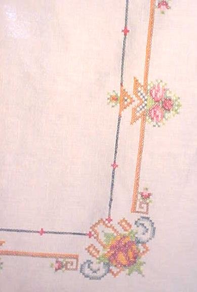Table Topper Floral Embroidered Linen Fancy