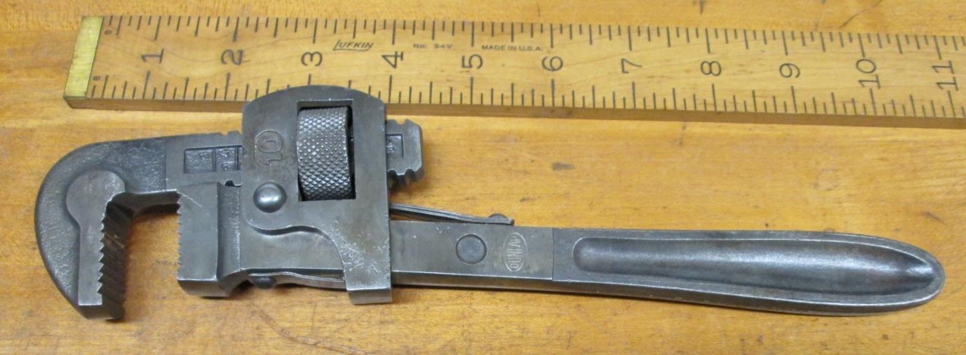 Dunlap Pipe Wrench 10 inch Germany