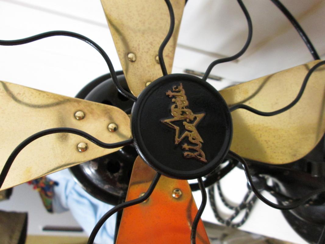 FITZGERALD STAR RITE FAN 12