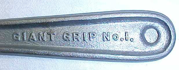 Giant Grip No. 1 Horseshoe Calk Remover