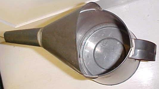 Tin Oil Liquid Can 4 qt. w/Spout & Handle