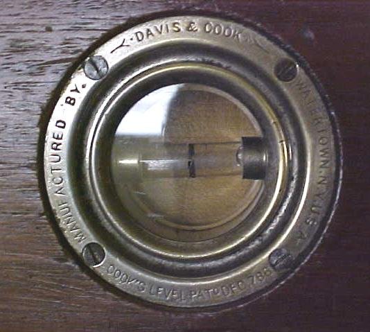 Davis & Cook Plumb Level Wood 18 inch