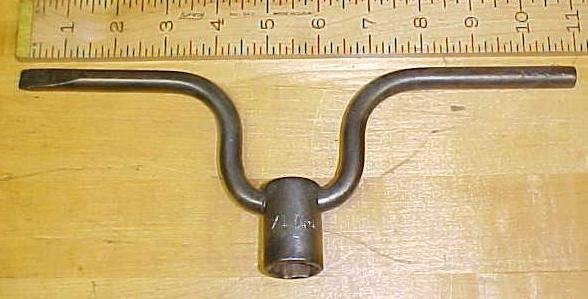 Walden Socket Wrench T-Handle Combination
