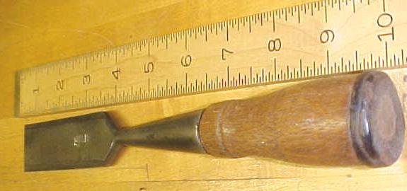 Dunlap Beveled Socket Chisel 1.25 inch