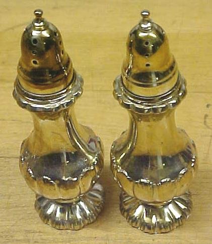 Salt & Pepper Shakers Screw Cap Tops