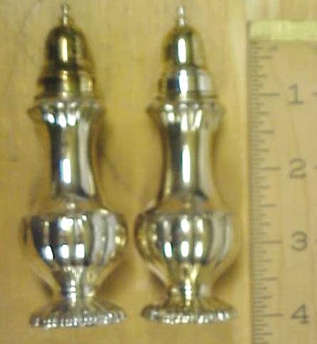 Salt & Pepper Shakers Screw Cap Tops