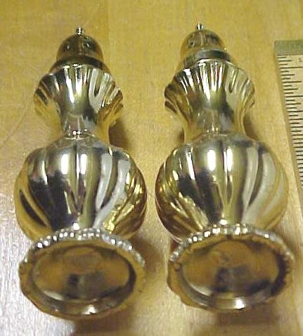 Salt & Pepper Shakers Screw Cap Tops