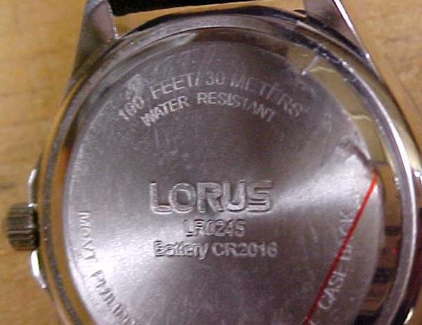 Lorus Watch Mens Leather Band Date 100 Ft.