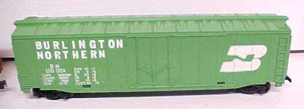 Train Cars HO Scale El Capitan Burlington (2) Box Cars