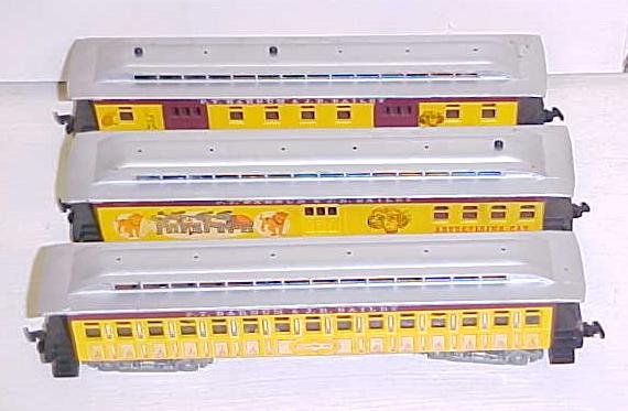 Train Cars HO Scale Barnum & Bailey (3) Cars